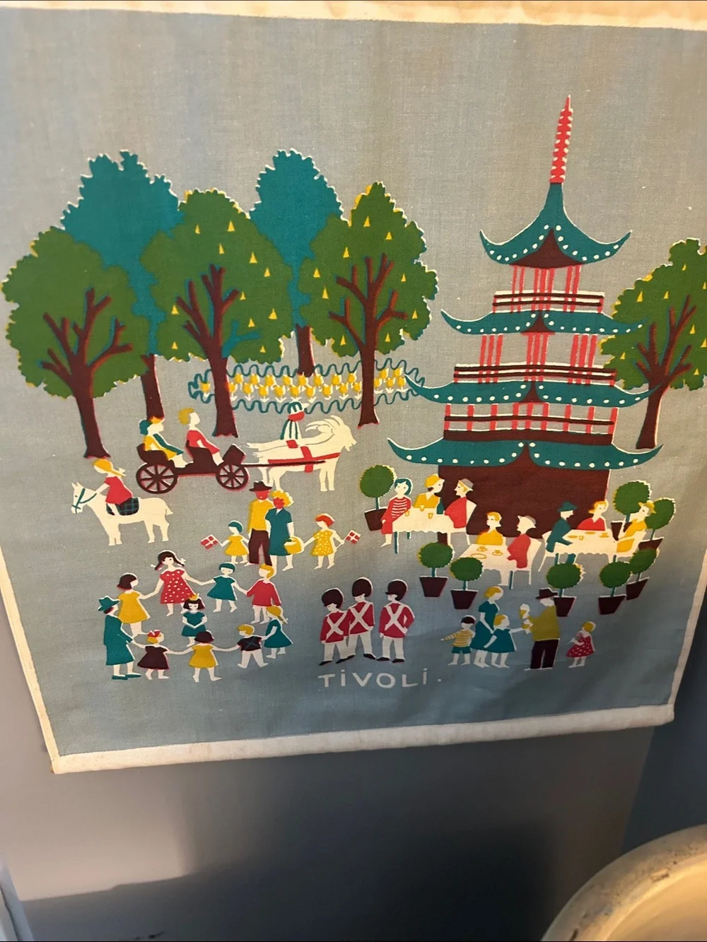 Vintage Tivoli Festive Pagoda Tapestry in Light Blue and Green